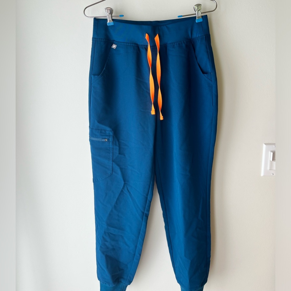 High Waisted Zamora Jogger Scrub Pants